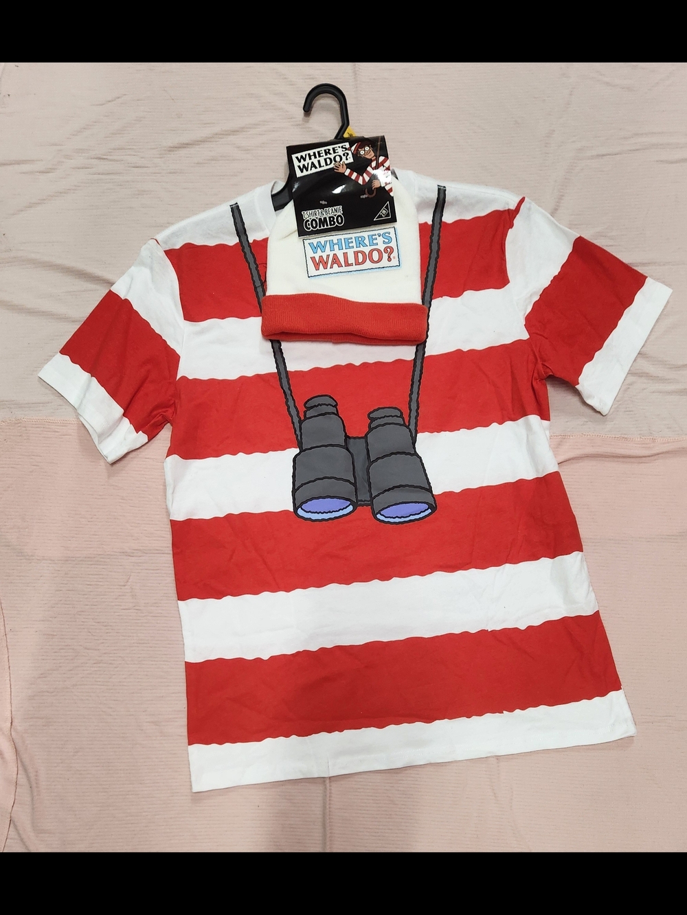 Where's Waldo Men'Costume Set featuring a Striped Graphic t-shirt and a beanie.